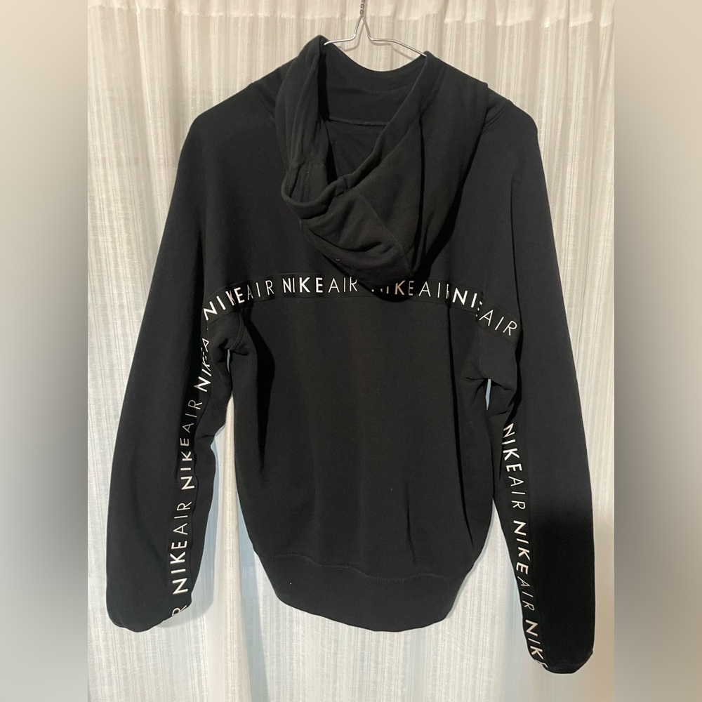 Medium black nike air hoodie